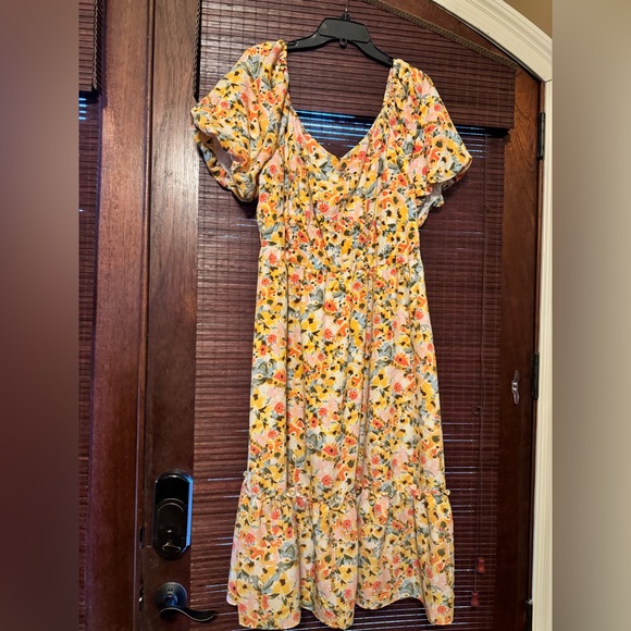 Luxology Dresses & Skirts - floral dress